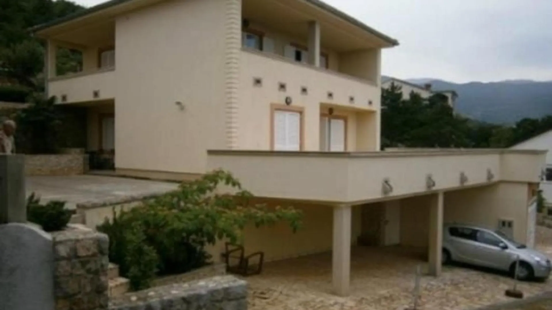 Apartment Enna Unweit Vom Meer Povile